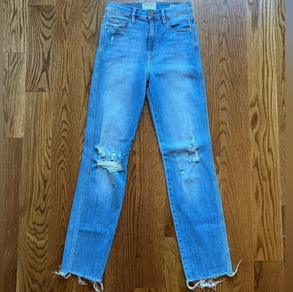 Frame Le Sylvie Slender Straight Jeans
